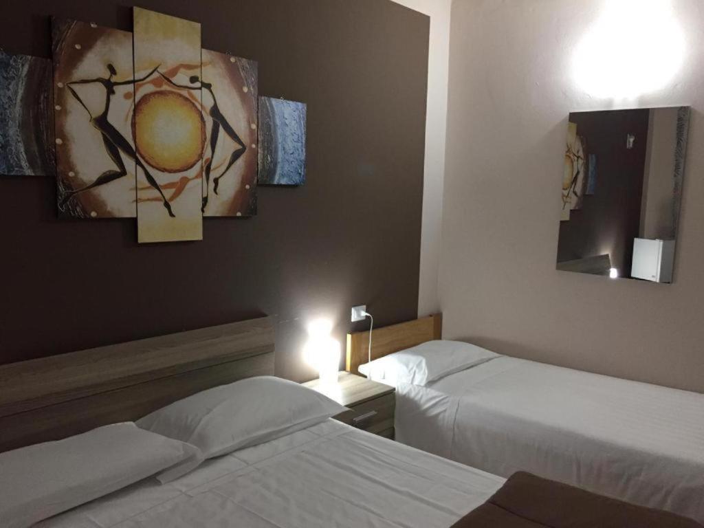 Apartament Ded 2 Only Sleep Bagno Privato Parma Zewnętrze zdjęcie
